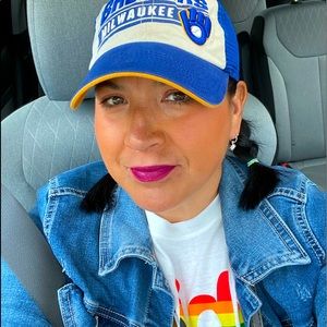 Meet your Posher, Gina